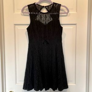 Francesca’s Black Lace Skater Dress w/ Sweetheart Illusion Neckline, Size Small